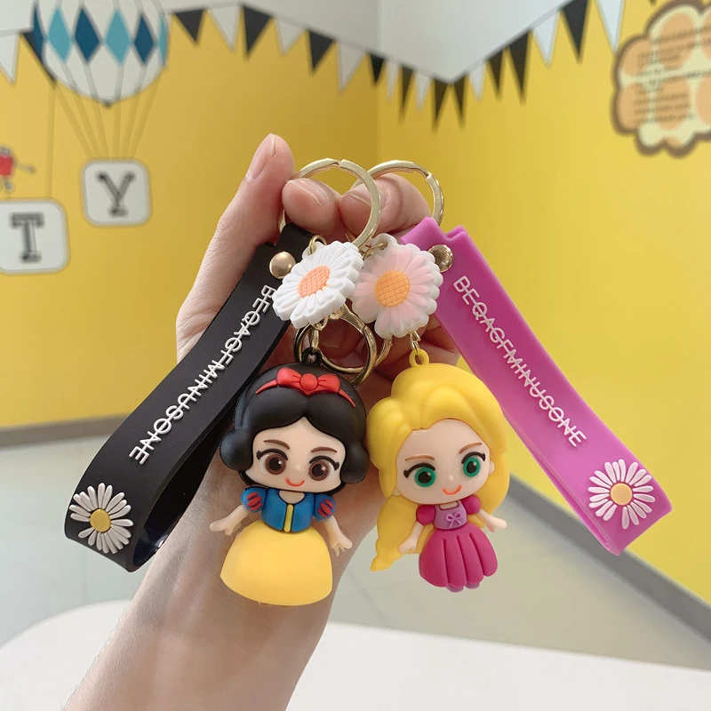 Disney Hercegnő Sorozat Keychains Nők Rajzfilm Anime Aranyos Hó Fehér Kulcstartó Lány Elsa Kusza Anna Kulcstartó Gyerekeknek, Születésnapi Ajándék